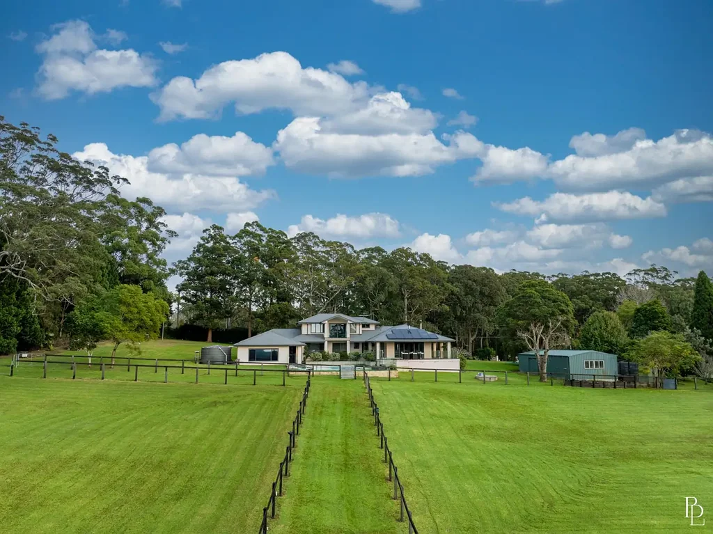 Berry 5 Slaapkamer Estate in Berry's Most Coveted Rural Setting