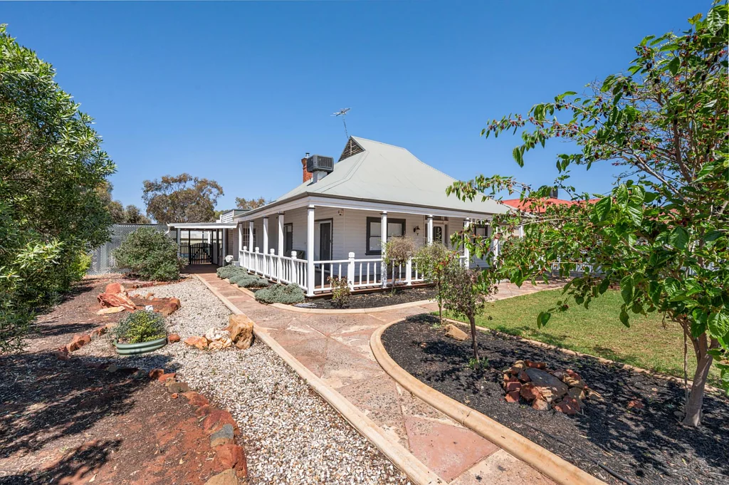 39 Addis Street, Lamington, WA 6430