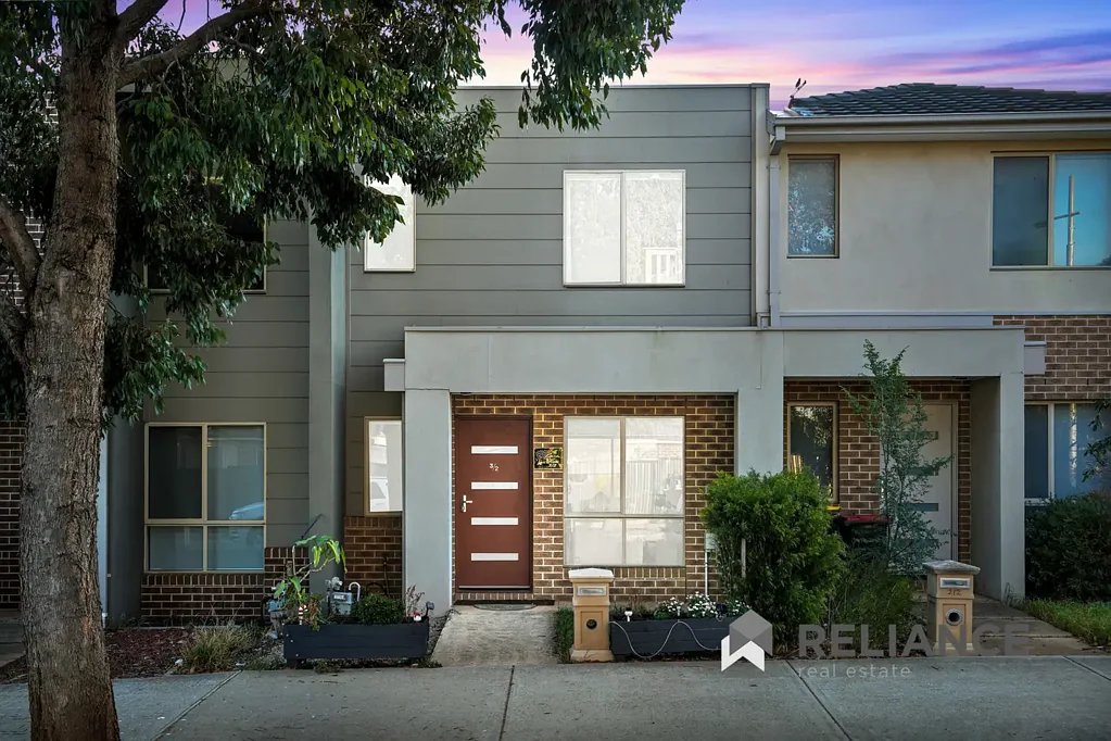 3/2 Rockgarden Drive, Truganina, VIC 3029