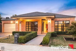 13 Mandora Grange, Tarneit