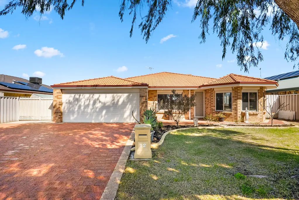 Port Kennedy 4ਬੈੱਡਰੂਮ Spacious family living with room for everyone