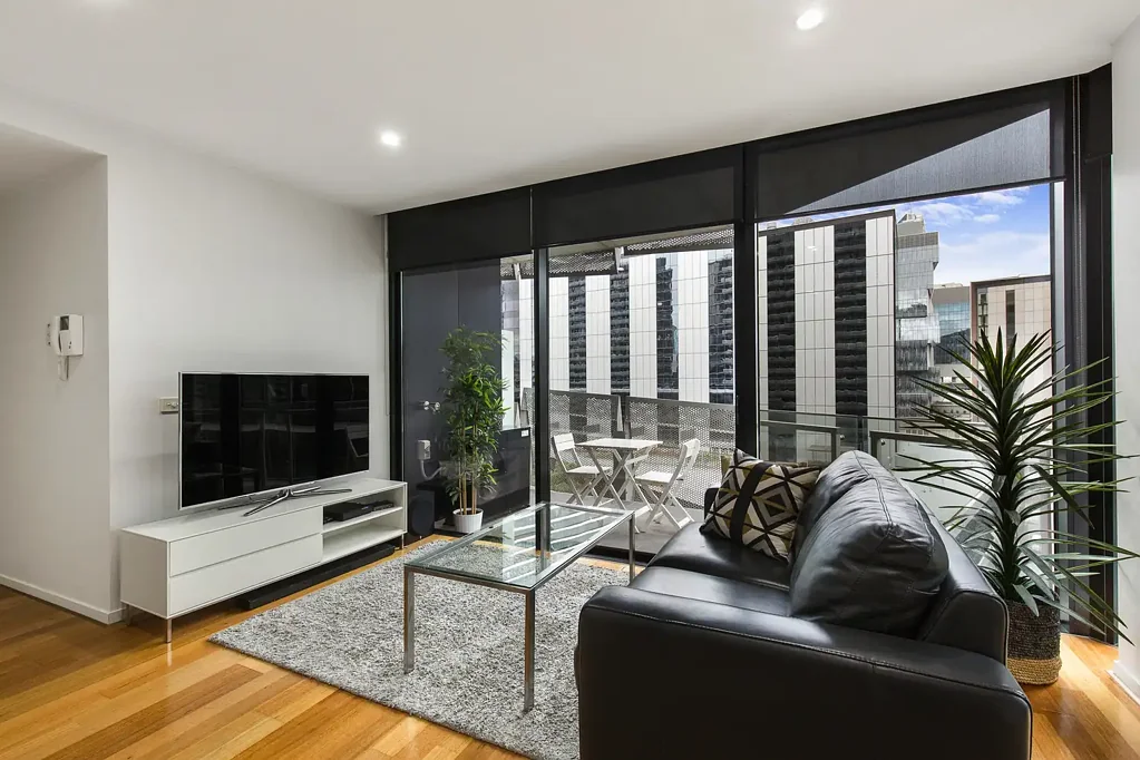 Docklands 1 Bedroom Modern Docklands Living with Style & Convenience