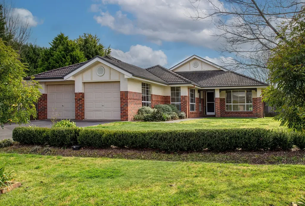 Bowral 4બેડરૂમ Generous Family Living in a Sought-After Bowral Setting