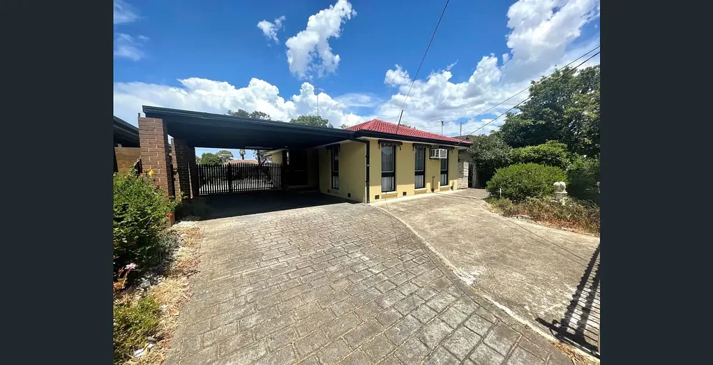 Three bedroom home in the heart of Hoppers Crossing