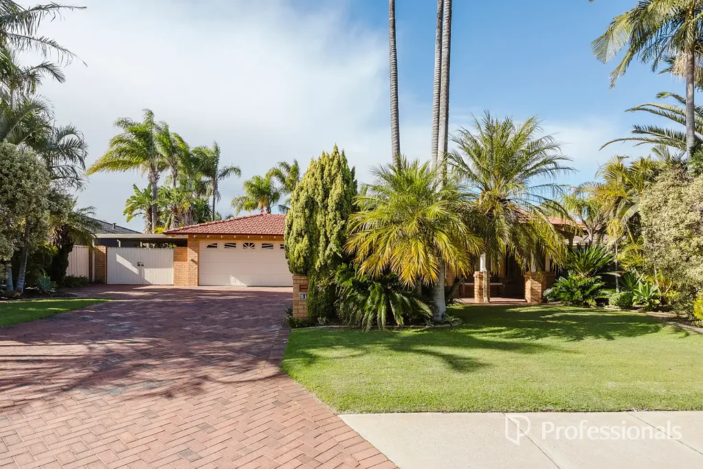 51 Rosella Circle, Ballajura, WA 6066
