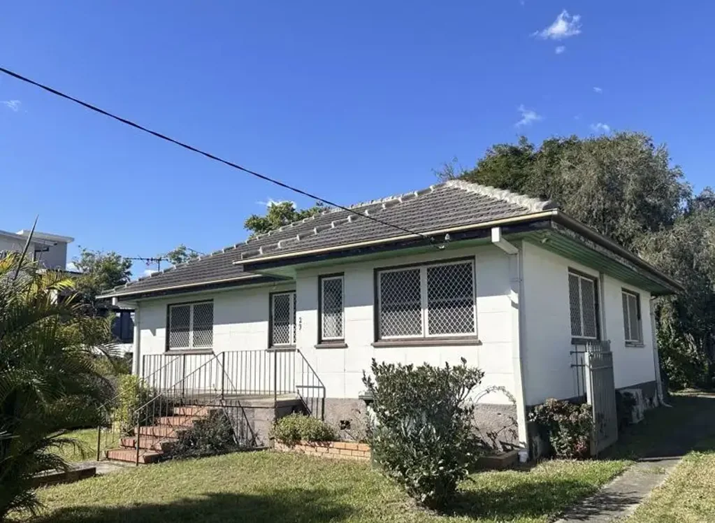 Super Handy Location in Sunnybank !