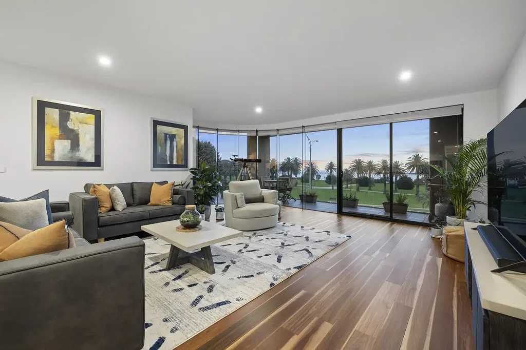 St Kilda West 3Kwarto Uninterrupted Sea Views - An Address That Speaks for Itself