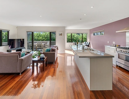 27A The Parade, Bucklands Beach, Manukau City, 5房, 3浴, 独立屋