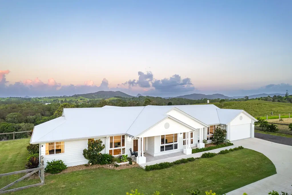Traveston 4Moenga 'Hampton Rise' - 40 Acre Country Retreat