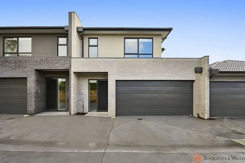 Near New Three Bedroom Townhouse
