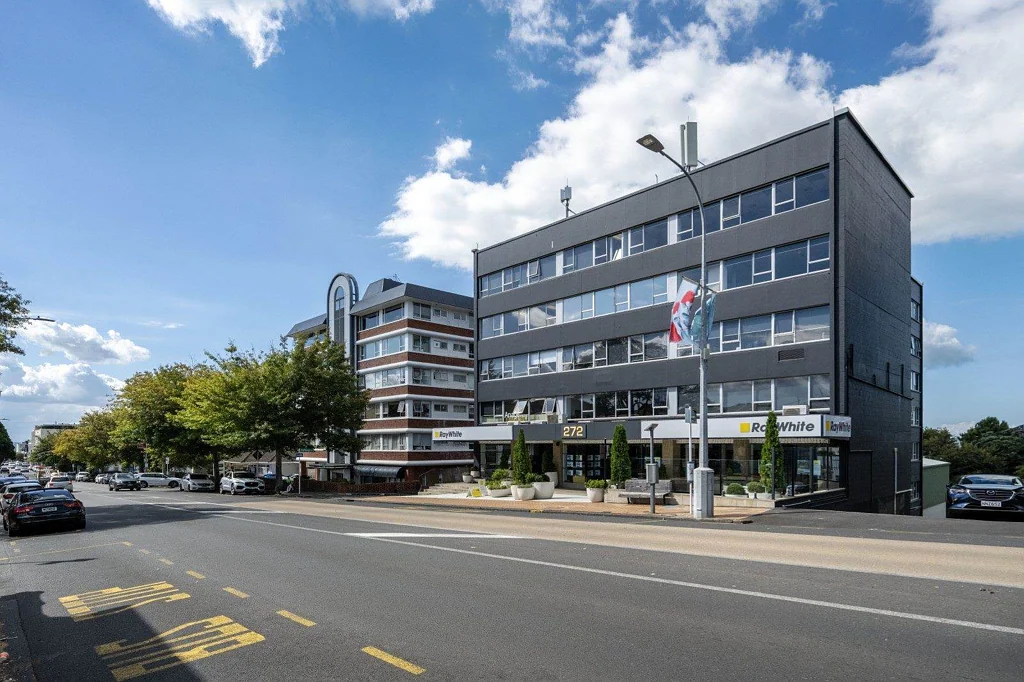 Parnell PRIME PARNELL OFFICE WITH FLEXIBILITY