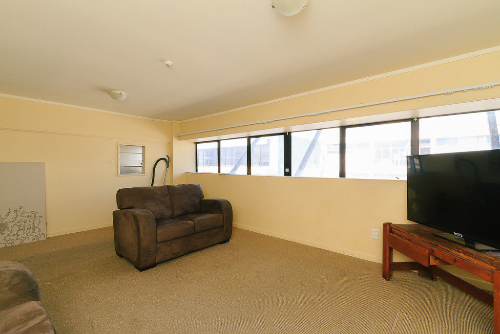 2/69 Dudley Street, Lower Hutt, Lower Hutt, 2 phòng ngủ, 1 phòng tắm