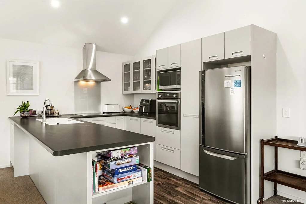 Waiuku 2房  Private Bright Townhouse
