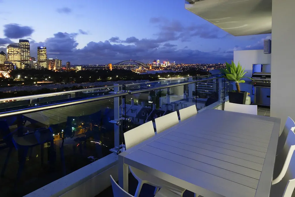 Three Bedrooms Plus One Study, Media Room & Spectacular Views in the Luxurious "Ikon" Building