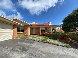 6 Raleon Avenue, Frankston South