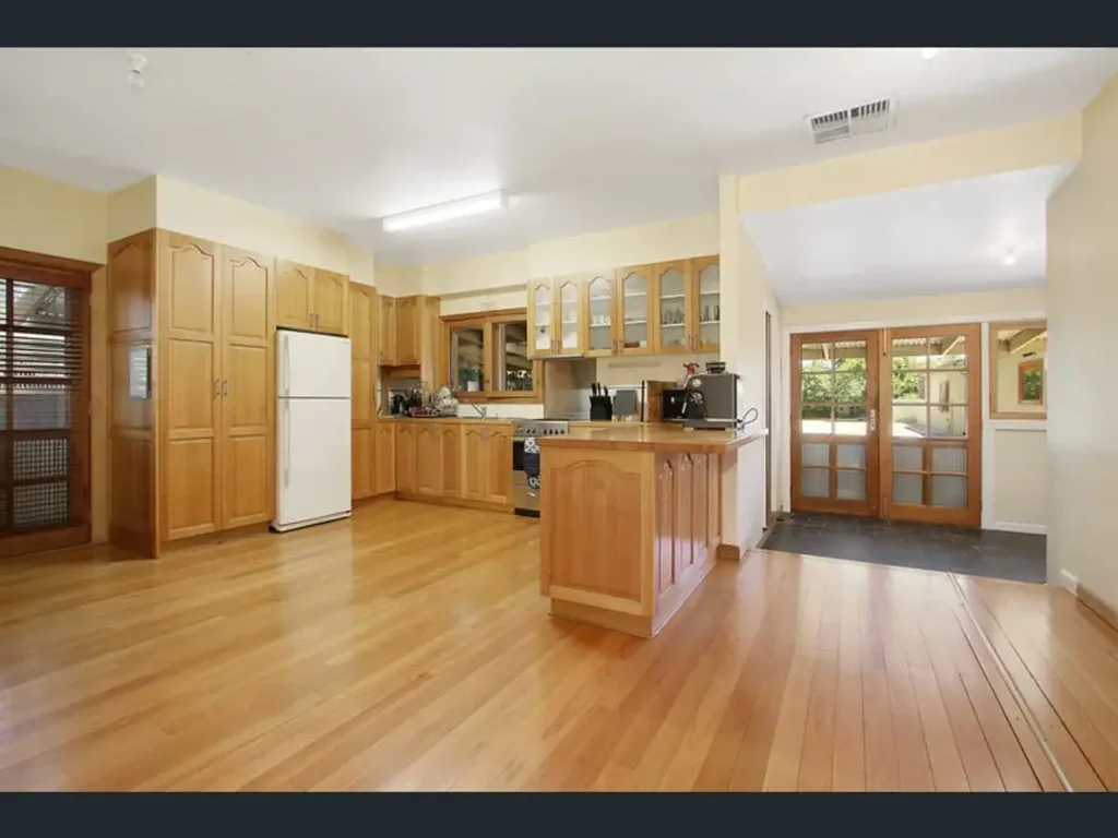 Family home with Bungalow