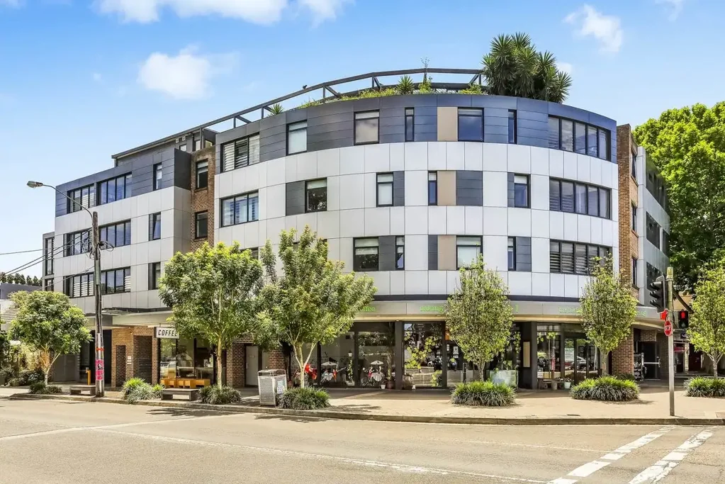 Modern 2 Bedroom Apartment, 1 Bathroom, 1 Car Space