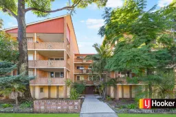 11/42-44 Gloucester Road, Hurstville