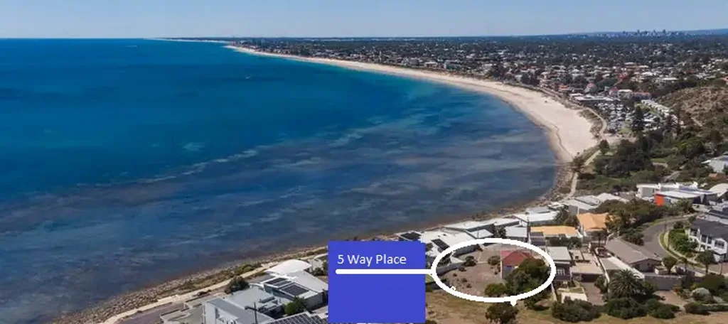 Marino 3 Bedroom "936m² Coastal Retreat Backing Onto Reserve, Steps from the Beach - Marino"