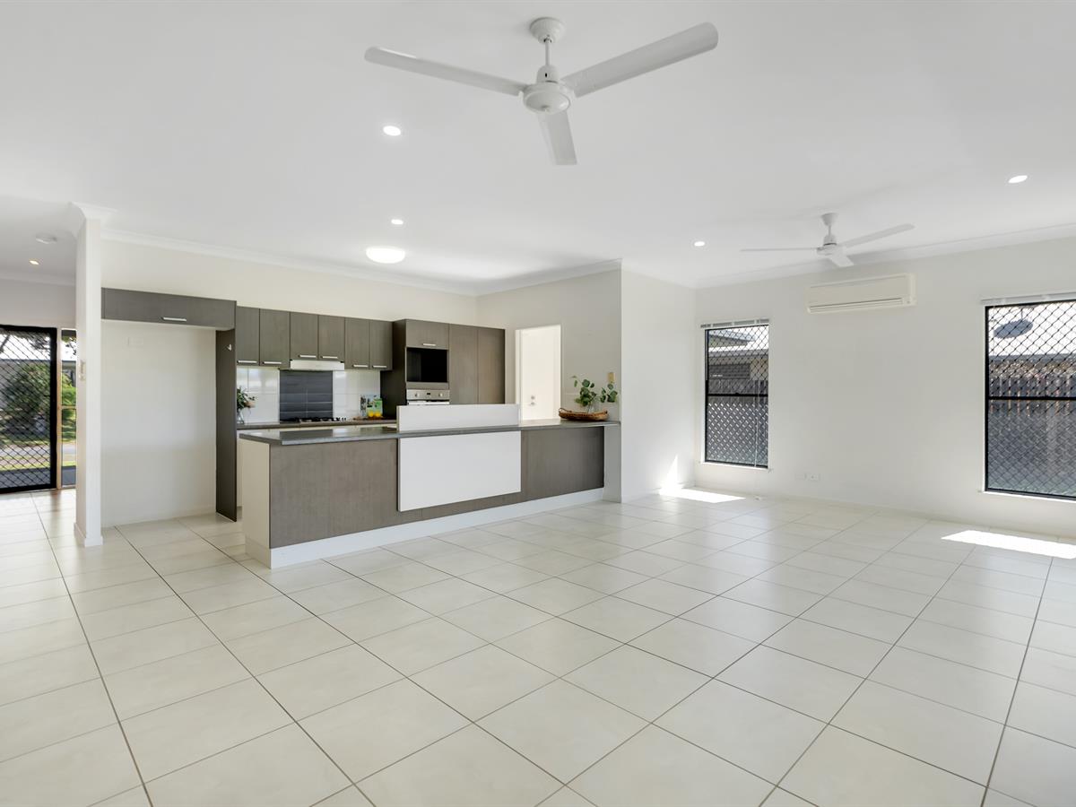 3 BALDWIN CL, WHITE ROCK QLD 4868, 0 침실, 0 욕실, House