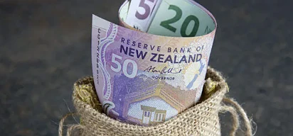 Westpac再发利率预测：央行没有试错空间，必将通胀一锤到底