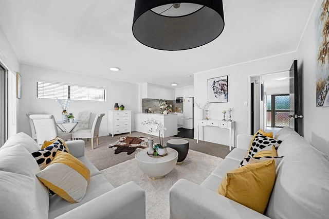 2/74 Wellington Street, Howick, Manukau City