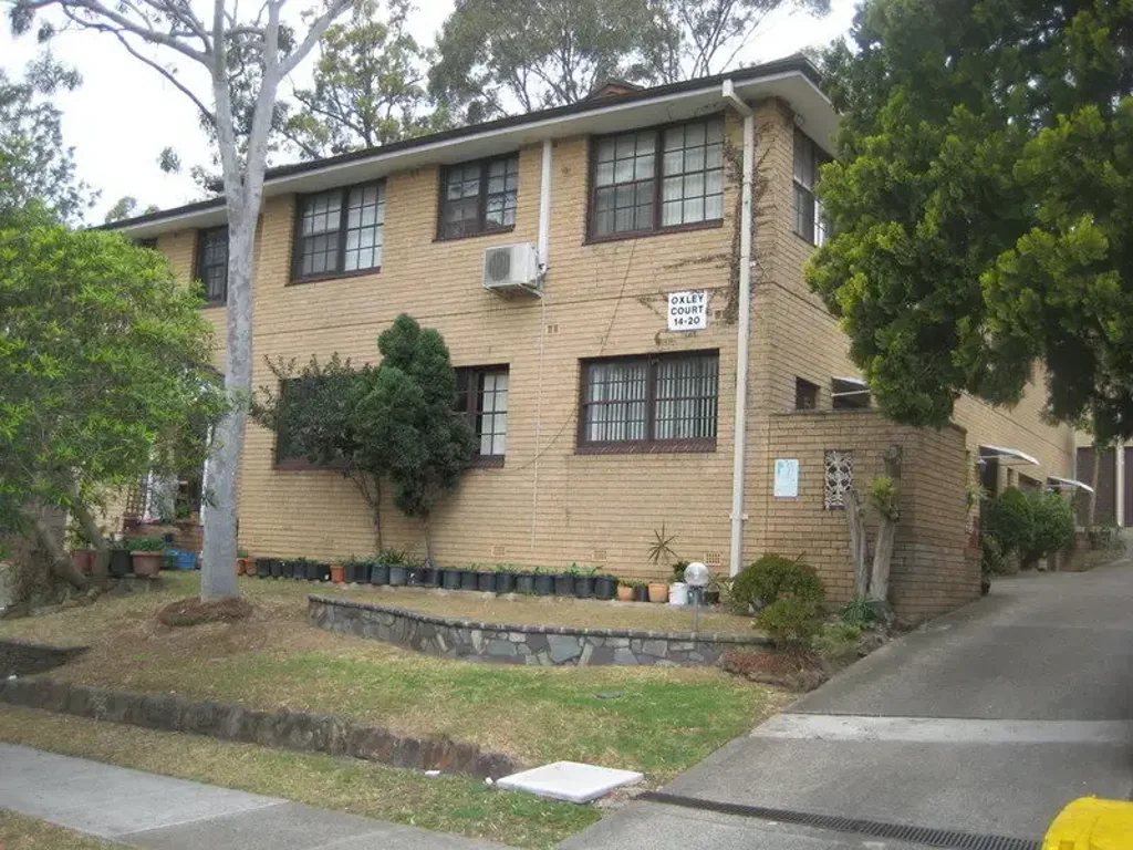 Spacious Three Bedroom Home with Lock Up Garage