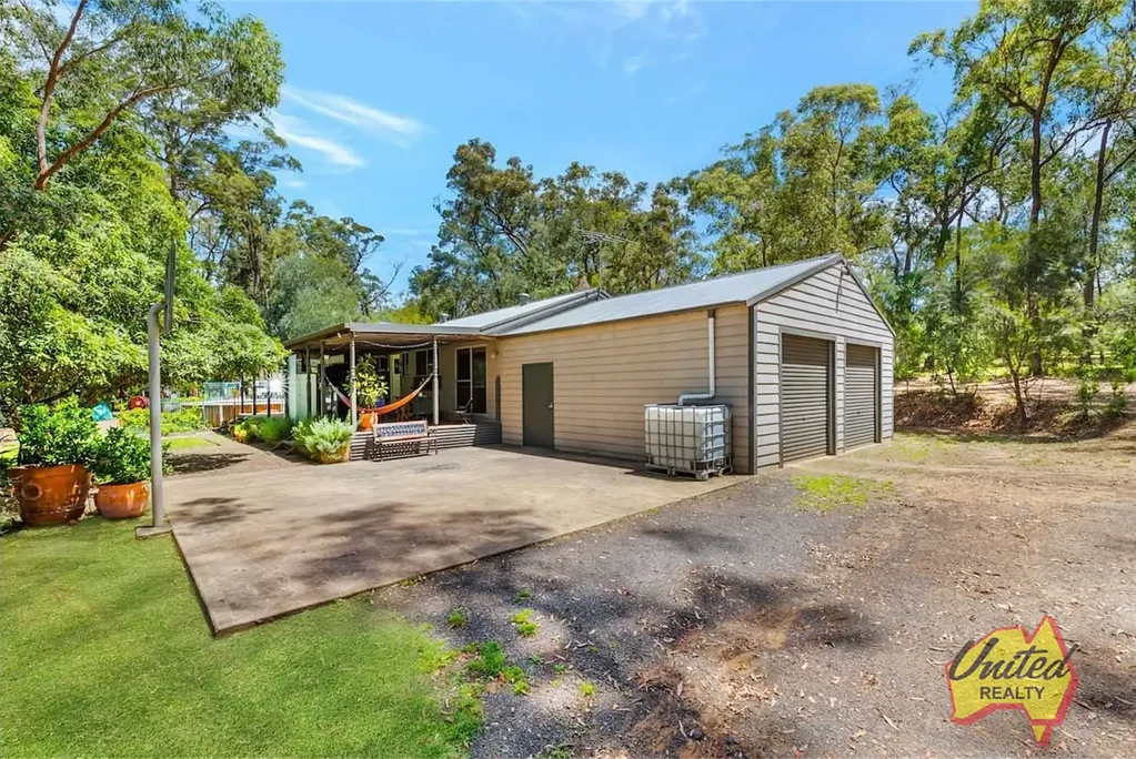 Werombi 5 Bedroom Two Homes on 19.89* Tranquil Acres*