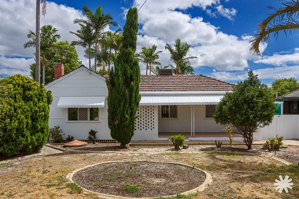 18 Comino Street, Cloverdale, WA 6105