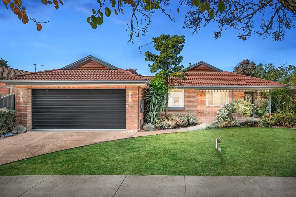 16 Roslyn Way, Whittlesea, VIC 3757