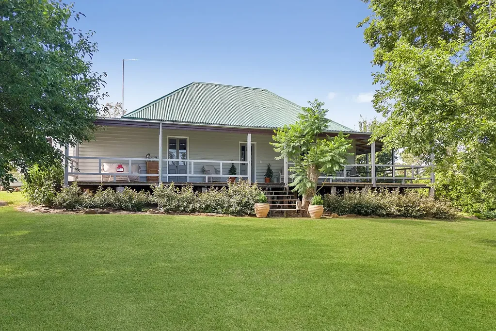 Mudgee "BEECHWORTH"