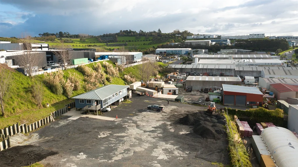 Silverdale Yard & Office Silverdale - 3,000m2 + Available