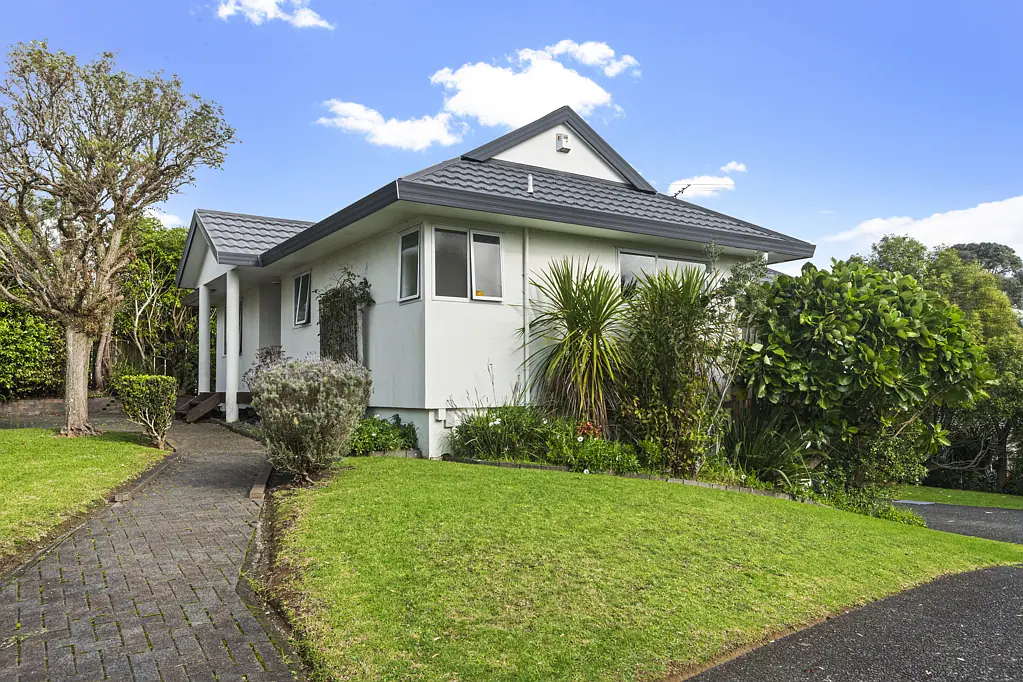 35 Rifleman Rise, Unsworth Heights, North Shore City, Auckland