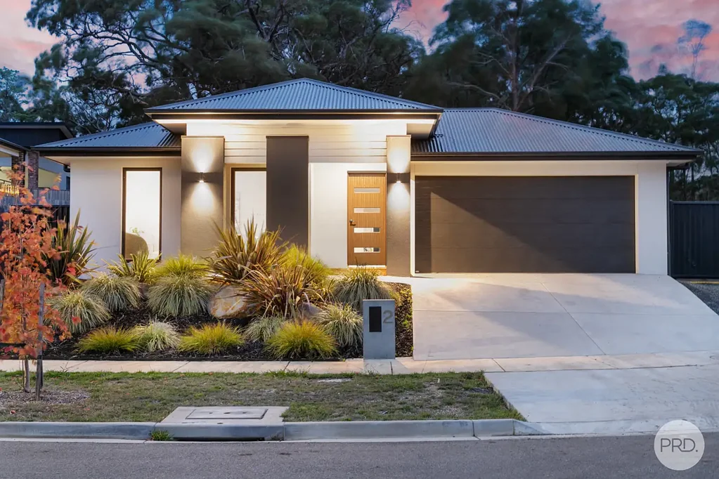 Ballarat East 4房  Where Space, Comfort & Nature Combine