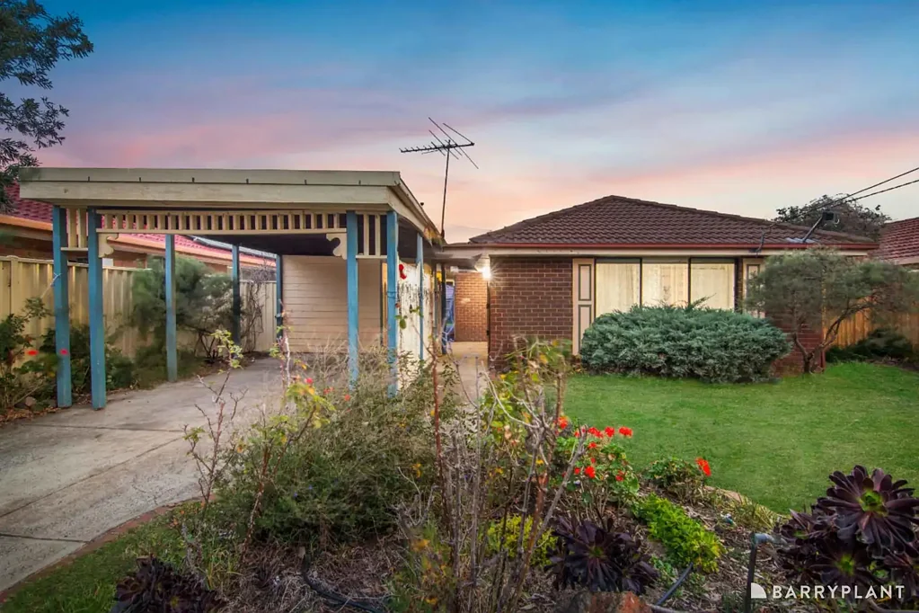 5 Centenary Court, Kings Park, VIC 3021