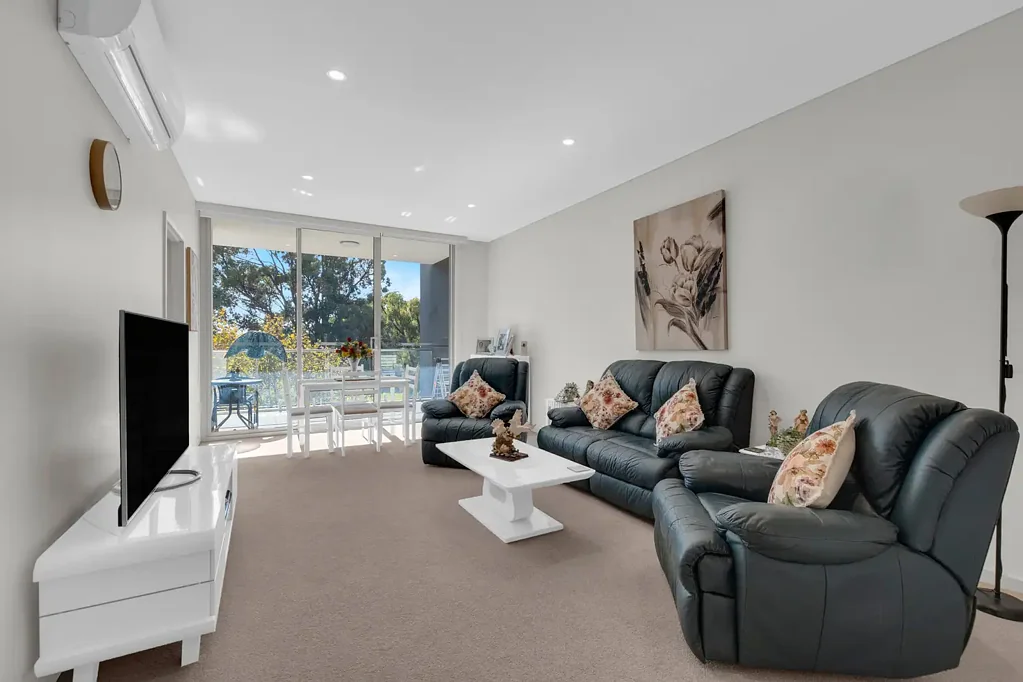 43/95 Chalgrove Avenue, Rockingham, WA 6168