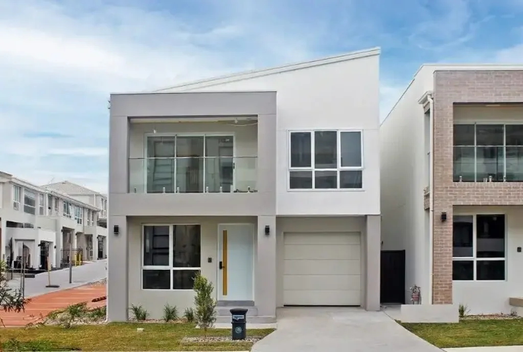 Marsden Park 3 Bedroom LUXURY  TOWNHOUSES ( selling Fast )
