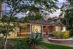 2 Verwood Court, Ferny Hills