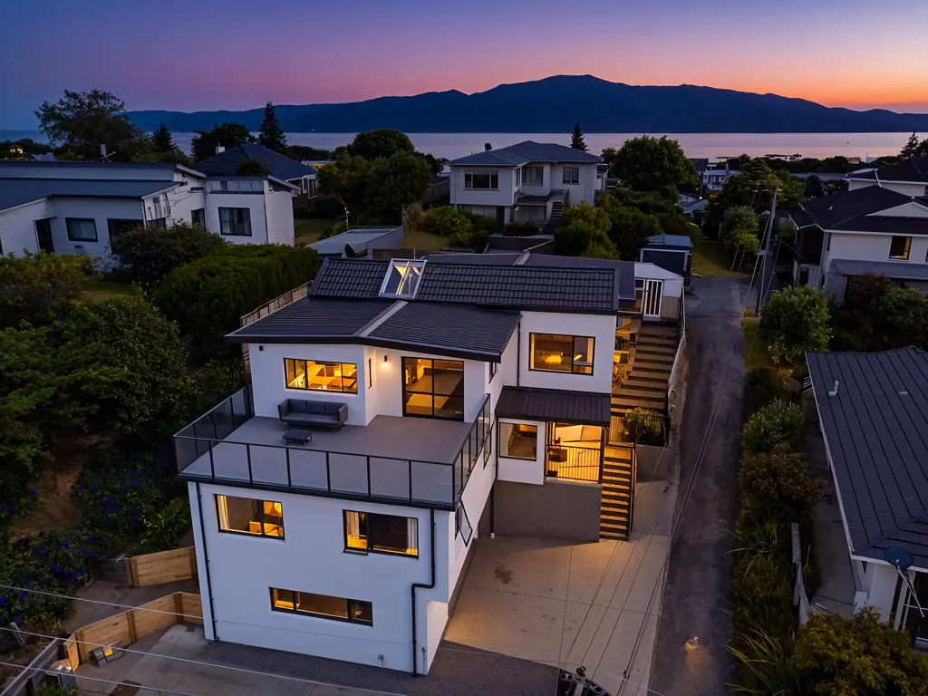 Paraparaumu Beach 4ਬੈੱਡਰੂਮ Vendors are moving abroad - make an offer!