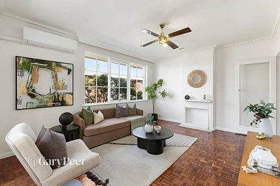9/2a Parkside Street, Elsternwick, VIC 3185, 2 Bedrooms, 1 Bathrooms, Apartment