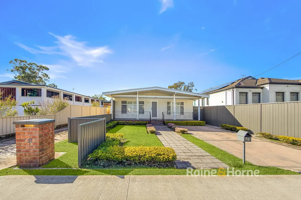 EMPIRE BAY RETREAT