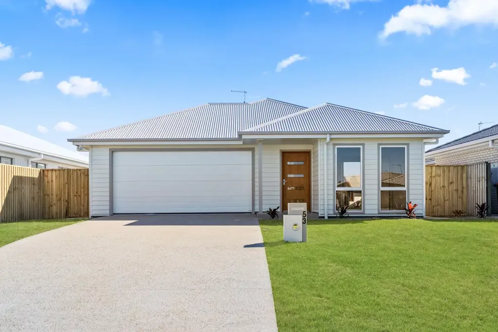 53 Dougan Street, Point Vernon, QLD 4655