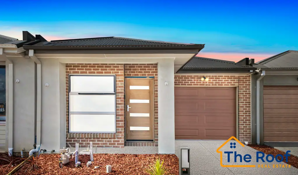 !!Brand New Charming Family Home for rent In Tarneit!!