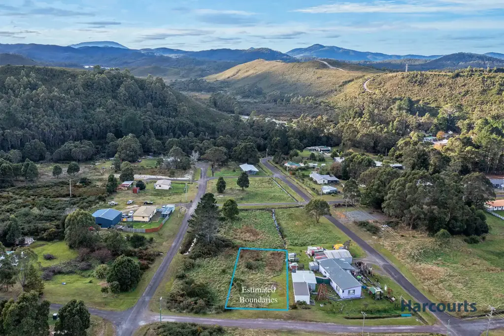 Zeehan Escape to Zeehan - 1,012m² of Pure Potential!