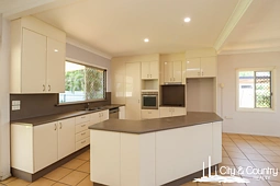 16 Rabaul Street, Mount Isa