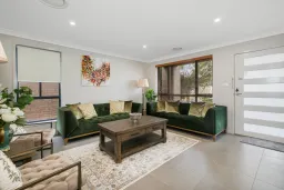 6 EUMINA ST, The Ponds