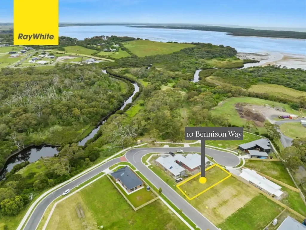 Inverloch  Dual Access - A Rare Find In Inverloch