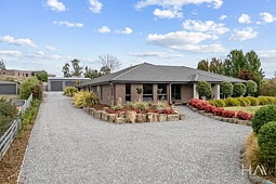 61A Atkinsons Road, Grindelwald