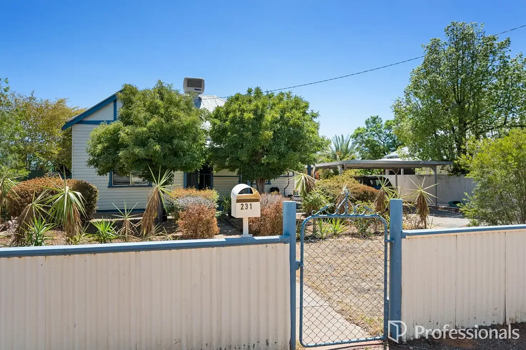 231 Burt Street, Victory Heights, WA 6432