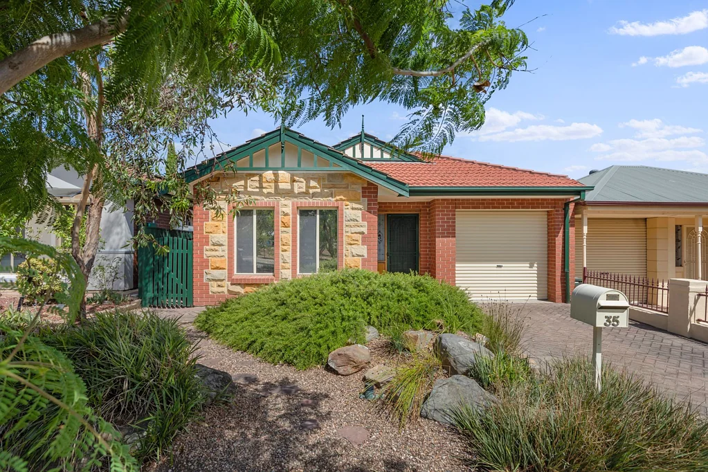35 Shropshire Avenue, Hillcrest, SA 5086